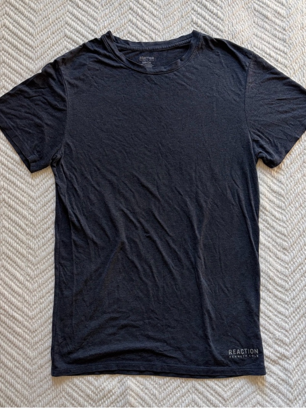 💙 Kenneth Cole Dark Blue T-Shirt
